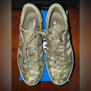 Adidas Sambarose platform camouflage green sneakers 7.5W